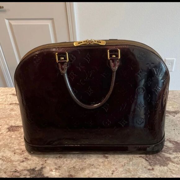 Louis Vuitton Alma GM - Picture 9 of 10